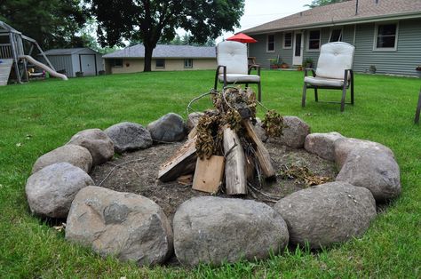 Carri Us Home: Field Stone Fire Pit                              … Fire Pit Gallery, Fire Pit With Rocks, Fire Pit Party, Outside Fire Pits, Small Front Gardens, Rustic Fire Pits, Wedding Hair With Cathedral Veil, Fire Pit Ring, Hair With Cathedral Veil