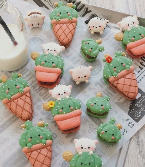 Macaroons Aesthetic, Macaron Decoration, Cute Macarons, Food Filter, App Filter, Candy Food, Mom Aesthetic, Homemade Cookbook, Macaron Cookies