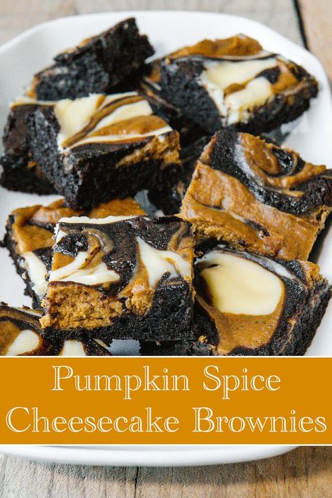 Pumpkin Spice Cheesecake Brownies Sourdough Pumpkin Brownies, Winter Bakes, Winter Brownies, Pumpkin Spice Brownies, Eyes Pumpkin, Brick Toast, Pumpkin Cheesecake Brownies, Spice Cheesecake, Holiday Deserts