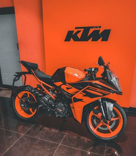 Ktm Motor, Rc 200, New Ktm, Ktm Rc 200, Ktm 390, Danish Men, Biker Photography, Wings Wallpaper, Ktm Rc