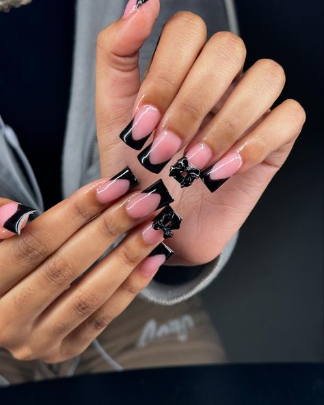 𝐂𝐫𝐢𝐬𝐩 𝐚𝐧𝐝 𝐜𝐥𝐞𝐚𝐧 𝐝𝐮𝐜𝐤 𝐬𝐡𝐚𝐩𝐞 + 𝐭𝐨𝐞𝐬 ♠️ ~ ~ ~ #explore #explorepage #nails #nailinspo #nailjunkie #mediumnails Black French Duck Nails, Nails Duck Shape, Joanne Core, Small Duck Nails, Short Duck Nails Acrylic, Duck Tip Nails, Nail Signs, Girly Acrylic, Duck Nails