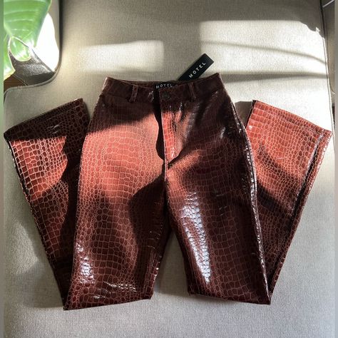 - New With Tags - Fit Nicely, Just Never Wore Them Orange And Brown Outfit, Brown Outfits For Black Women, Afrocentric Fashion, Outfit Inso, Leather Pants Women, Fall 24, Fun Pants, Hard Metal, Fall Wear