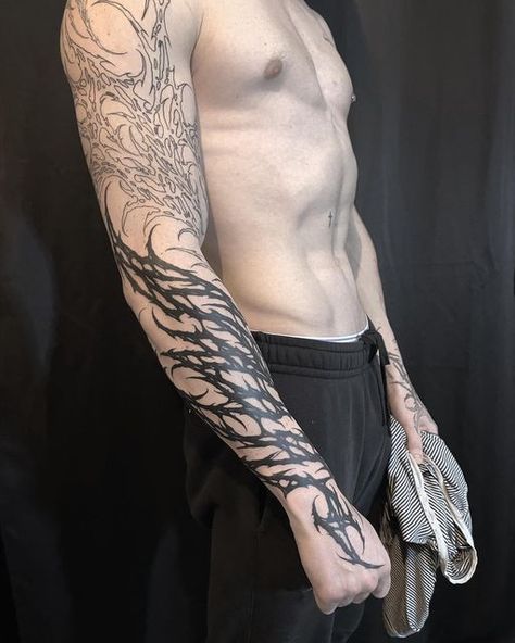 𝔘𝔪𝔟𝔯𝔄 on Instagram: "Some progress on this one Thank you. . . . . . #goth #neotribal #neotribaltattoo #lettering #darklettering #darkletters #tattoo #trashtattoo #blacktattoo #deathcore #organic #organictattoo #grindcore #dsbm #strasbourg" Viking Tattoos Arm, Grindcore Tattoo, Full Arm And Hand Tattoo, Aggrogoth Tattoo Arm, Goth Tattoo Men, Goth Men Tattoo, Sigil Tattoo Sleeve, Cybersigilism Sleeve, Cybersigilism Tattoo Sleeve