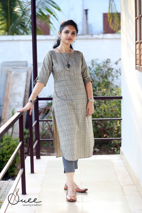 Handloom Check Boat Neck Kurti #suee #sewingtradition #handloom #kannurhandloom #acidfree #cotton #boatneck #trendy #colour guarantee #cashback #half sleeve #kerala #india #ethnic #daily wear #office wear #casual wear Indian Kurti Designs, Churidar Designs, Kurta Style, Simple Kurta Designs, Designer Kurti Patterns, Simple Kurti Designs, Salwar Designs, Kurti Designs Latest, Long Kurti Designs