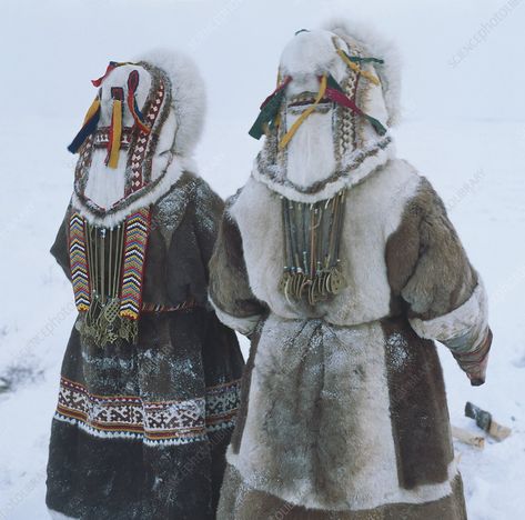 https://www.sciencephoto.com/media/320742/view/nenet-people Inuit Clothing, Inuit People, Siberia Russia, Writer Inspiration, People Clothes, Fantasy Dresses, Science Photos, Folk Dresses, Animal Skin