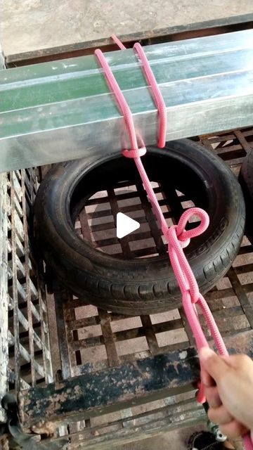 Sokha diy on Instagram: "Trucker's hitch." Truckers Knot, Hitch Knot, Machining Metal Projects, Best Knots, Survival Knots, Knots Guide, Knot Tying, Rope Diy, Knots Diy