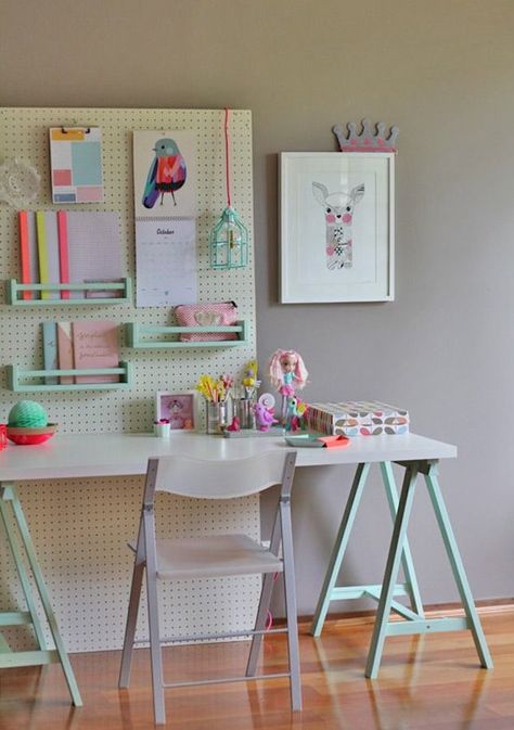 20 Creative Ways to use PEGBOARD in Every Room! | Make It and Love It Kids Study Spaces, Diy Desk Organization, Teen Desk, Wall Shelf Unit, Desk Organization Diy, Ikea Desk, Desk And Chair, Kids' Desk, Desk Areas