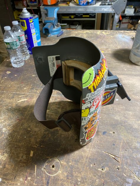 Welding Hood Designs, Welding Helmet Art, Welding Hood Stickers, Welding Table Helmet, Welding Mask Custom, Welding Helmet Designs, Custom Painted Welding Helmet, Welding Hoods, Welding Rig