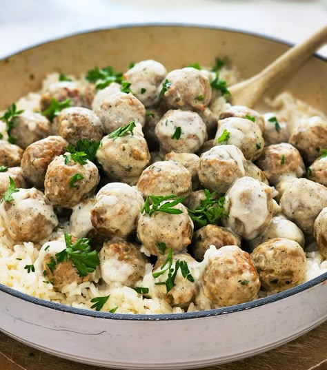 Healthy Easy Sides, Frozen Dinner Ideas, Meatball Dinners, Ranch Meatballs, Meatball Meals, Meatballs Rice, Frozen Meatball Recipes, Seasoned Sour Cream, Meatballs And Rice