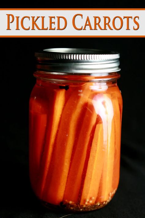 A jar of homemade pickled carrots. Sweet Pickled Carrots Recipe, Easy Pickled Carrots Recipe, Dill Carrots, Pickled Carrots Recipe, Pickled Vegetables Recipe, Pickled Carrots, Pickled Garlic, Sweet Carrot, Fermentation Recipes