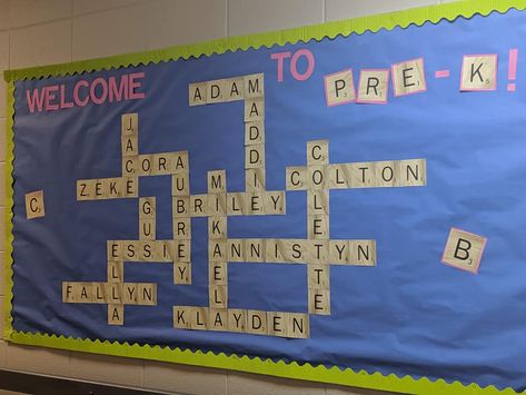 Coming-up with new bulletin board ideas can be intimidating–sometimes we just feel exhausted and like our, “Creative-juices,” aren’t flowing! Thankfully, we have examples from other teachers to give us inspiration. Click Here for Even More Scrabble Bulletin Board, Kindergarten Classroom Rules, Bulletin Boards Ideas, Apple Theme Classroom, Circle Time Board, November Bulletin Boards, Creative Bulletin Boards, Ideas Name, Kindergarten Bulletin Boards