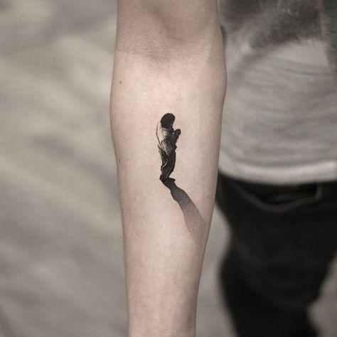 Beautifully shaded tattoo of a person standing | www.otziapp.com 3d Tattoo Ideas, 3d Tattoo Designs, Tato 3d, Best 3d Tattoos, Shadow Tattoo, Wrist Tattoos For Guys, Small Tattoos With Meaning, 3d Tattoo, Small Tattoos For Guys