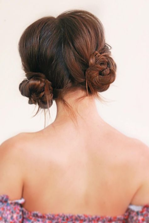 Cute boho hair for spring! double twisted buns with loose ends. I paired with an off the shoulder floral top! xo Jackie Wyers Cute Double Bun Hairstyles, Low Double Buns, Double Bun Hairstyles, Space Hairstyles, Double Buns Hairstyle, Hair For Spring, Double Hair Buns, Office Hair, Hair Up Do