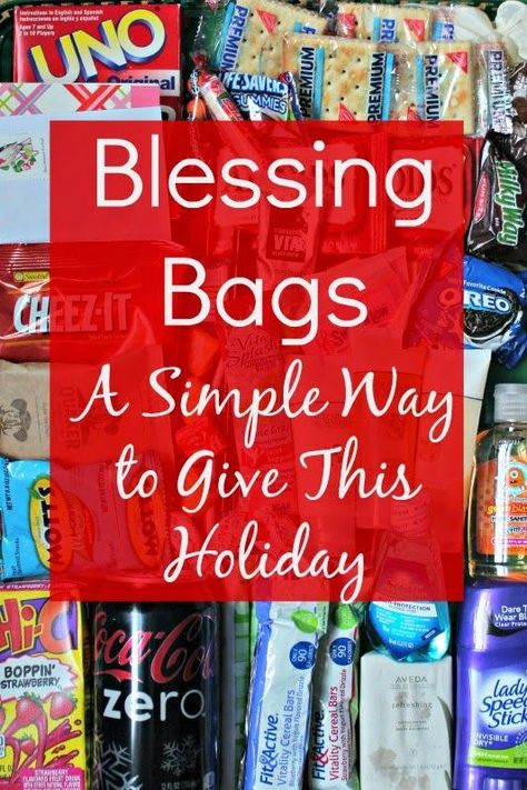 Inexpensive Swag Bag Ideas, Homeless Care Package Blessing Bags Christmas Gifts, Gift Bags For Homeless Care Packages, Blessing Bags Acts Of Kindness, Blessing Bags For Homeless Winter, Bags For Homeless Care Packages, Pay It Forward Ideas, Blessings Bags, Homeless Ideas