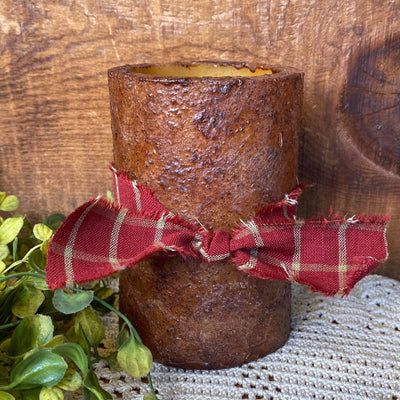 Grunge Candle, Grungy Candles, Primitive Decor Ideas, Pip Berry Garland, Primitive Farmhouse Decor, Primitive Star, Primitive Wood Crafts, Primitive Home Decor, Jar Decor