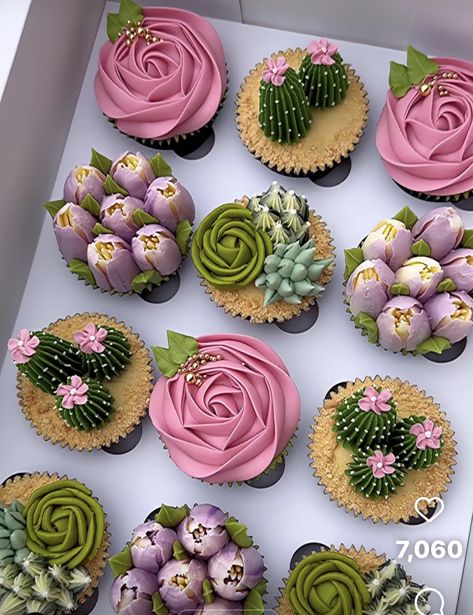 Cupcake Inspiration Aesthetic, Plant Themed Cupcakes, Decorative Food Ideas, Western Cupcake Ideas, Fondant Cupcakes Ideas, Plant Cupcakes, Cupcake Cake Decorating Ideas, Cactus Cupcakes, Succulent Cupcakes