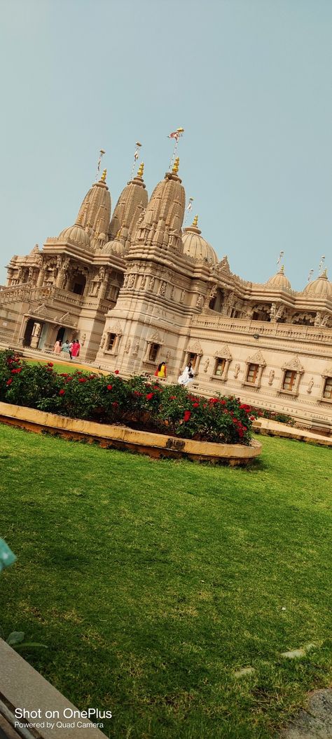 #swaminarayantemple #pune #hindu #sanatandharma Swaminarayan Temple Pune, Swami Narayan Temple, Swami Narayan, Cute Images For Wallpaper, Funny Words To Say, Temple Pictures, Buildings Photography, Ancient Temples, Funny Words