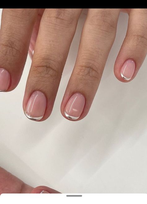 Silver Tip Manicure, Short Silver Tip Nails, Short Trending Nails, Chic Nails Short, Round Summer Nails, Summer Nails Round, Unique Short Nails, Silver Tip Nails, Round Nail Designs