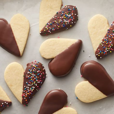 Shortbread Cookies Valentines, Cookies Shapes, Valentine Sugar Cookie Recipe, Valentines Day Cookie Recipe, Cookie Shapes, Seed Cookies, Valentines Cookies, Chocolate Dipped Cookies, Valentine Sugar Cookies