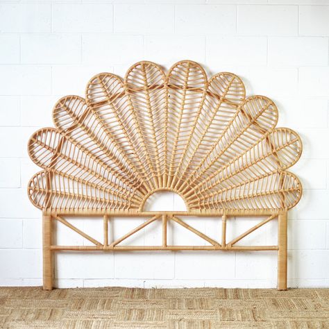 Rattan Bedhead, Girl Room Inspiration, Cane Bed, Rattan Bed, Vertical Design, Boho Bedding, The Sunrise, Big Girl Rooms, Flower Petal