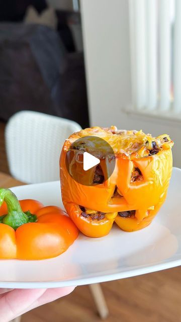 Sarah Pope on Instagram: "Jack O lantern stuffed bell peppers! Easy healthy dinner! And my kiddos thought it was so fun! Here is the recipe below! 🧡

-ground beef or ground turkey
-taco seasoning (I used siette’ gluten free taco seasoning)
-corn
-black beans
-chopped onion
-shredded cheese
-bell peppers (whatever color you want)

Cook your ground meat and mix in taco seasoning, then add the corn and black beans and onion to the bowl, you could even add rice if you want! Then stuff the peppers and put into a 350 degree oven for 40-60 minutes! So easy!

#halloween #halloween2024 #halloweenrecipe #recipe #easyrecipe #healthy #healthyrecipe #food #foodie #glutenfree #glutenfreerecipe #howto #pumpkin #jackolantern #stuffedpepper healthyideas #foodideas #fy #foryou #delicious #halloweeninspo #f Halloween Stuffed Peppers, Stuffed Peppers With Rice, Halloween Party Dinner, Fall Snacks, Halloween Appetizers, Games Diy, Masks Diy, Halloween Recipe, Crafts Halloween