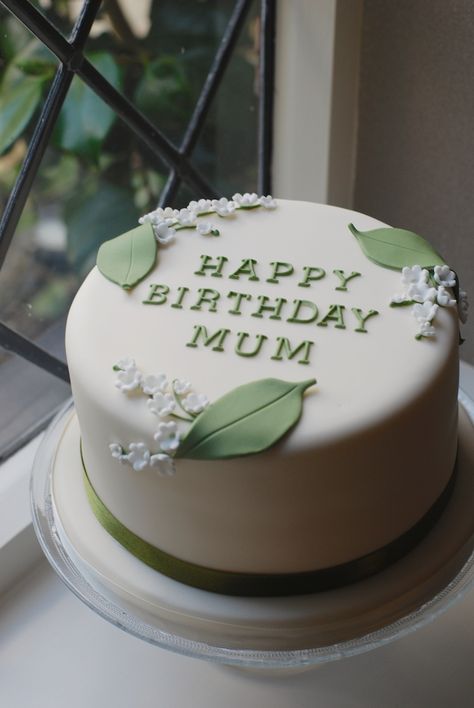 Birthday Cakes For Mother, Pretty Cake Decorating, Lily Of The Valley Cake, Mothers Cake, Simple Fondant Cake, Birthday Cake For Mum, 70th Cake, Mother Birthday Cake, Kue Fondant