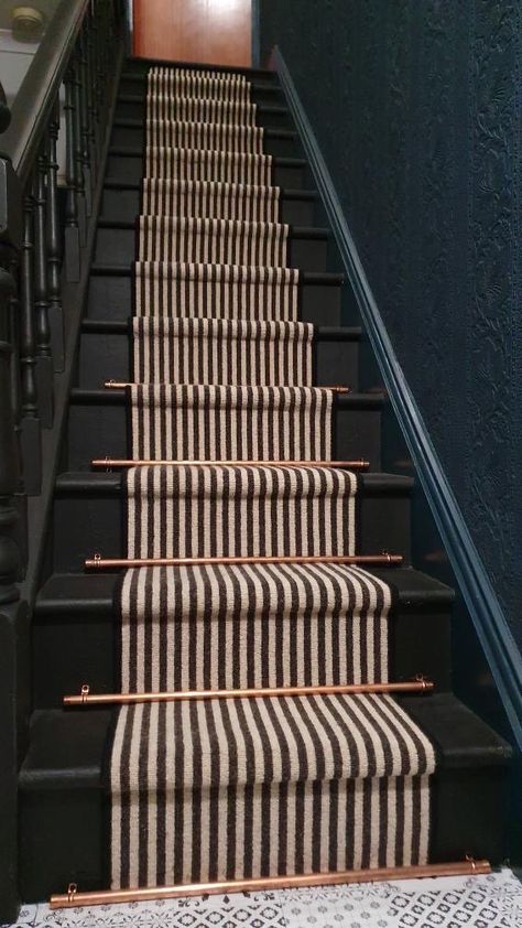 New York Entryway, Rug On Staircase, Modern Dark Hardwood Floors, Staircase Rug Runner, Stairs Runner Ideas, Black Painted Stairs With Runner, Moody Staircase, Black Stairs With Runner, Victorian Staircase Ideas