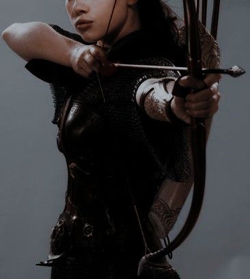 Battle Training Aesthetic, Assasin Woman Aesthetic, Hero Aesthetic Girl, Assassin Girl Aesthetic, Girl Fighter Aesthetic, Fighter Woman Aesthetic, Archery Girl Aesthetic, Fighter Girl Aesthetic, Spy Girl Aesthetic