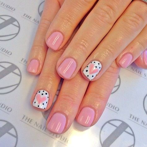 {21} Crazy Cute Valentine's Day NAIL ART IDEAS! | Make It and Love It Pink Nail Art Designs, Unghie Nail Art, Heart Nail Designs, Valentine Nail Art, Nail Designs Valentines, Her Nails, Pink Nail Art, Heart Nails, Fancy Nails