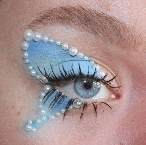 #fashion #cosmetics #ideas #makeup #style #beautiful #modern #yulia #julia #salishcheva Mekap Mata, Butterfly Makeup, Cute Eye Makeup, Graphic Makeup, Smink Inspiration, Ethereal Makeup, Makijaż Smokey Eye, Eye Makeup Designs, Fairy Makeup