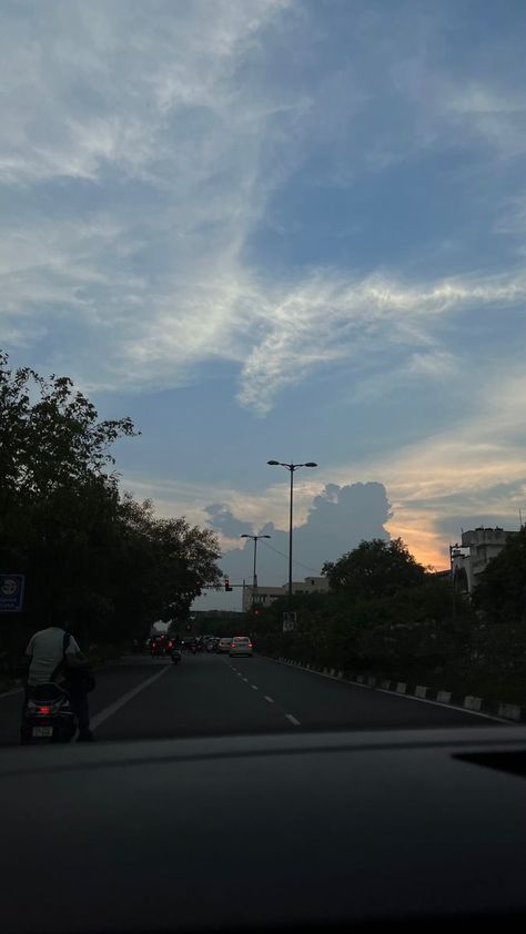 India Sky Pictures, Clouds Natural Pics, Aesthetic Sky Pictures India, Evening View Aesthetic, Sky Asthetics Wallpaper, Delhi Sky Aesthetic, Aesthetic Sky Pics For Instagram, Evening Asthetic Snap, Real Sky Pics Aesthetic