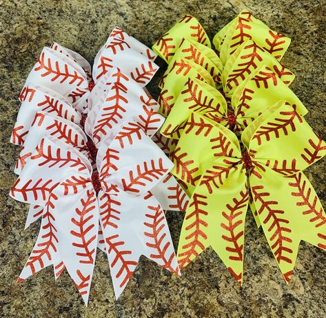 Softball Accessories Diy, Softball Bows Diy, Softball Gift Basket Ideas, Softball Gifts For Players Diy, Softball Team Mom, Softball Banquet, Personalized Softball Gifts, Softball Headbands, Softball Hair Bows