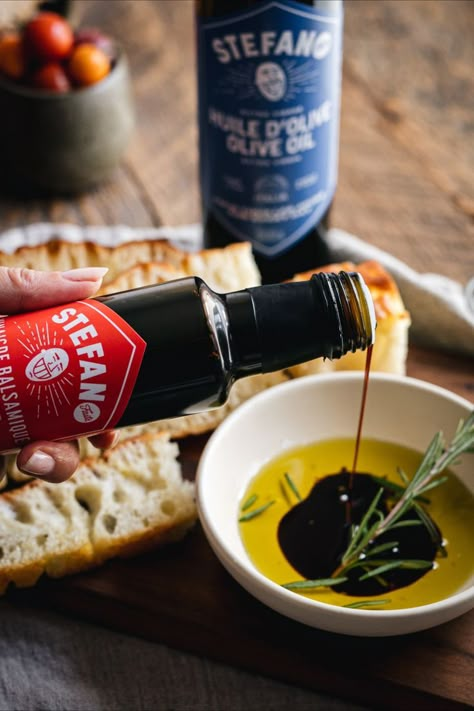 Olive Oil Balsamic Bread Dip, Oil And Vinegar Bread Dip, Solstice Recipes, Basalmic Vinegar, Italian Pantry, Feta And Olives, Bread Dipping Oil, Bread Dipping, Food Tiktok