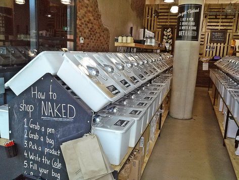 Healthy Organic Snacks, Zero Waste Grocery Store, Food Expo, Apothecary Design, Bulk Store, Pet Store Ideas, Grain Store, Herbal Store, Zero Waste Store