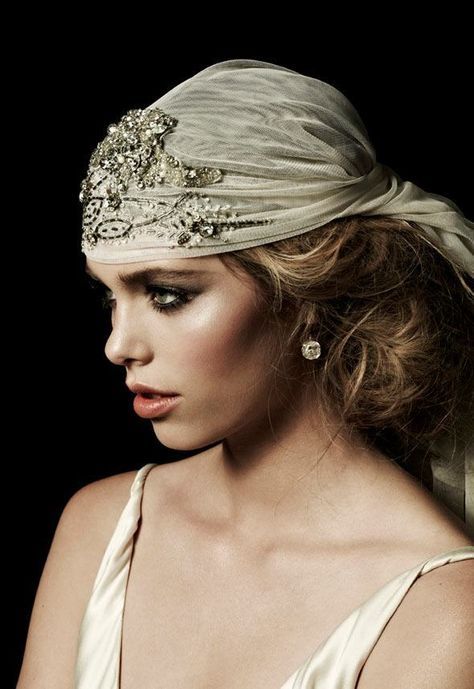 1920 Hair, Boho Chic Hairstyles, Gatsby Hair, Flapper Headpiece, Bella Bridal, 1920s Hair, Bridal Hair Headpiece, Mode Turban, Gatsby Style