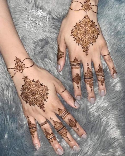 Transform your appearance with enchanting mehndi designs for hands that showcase intricate artistry. These patterns range from simple vines to elaborate mandalas, catering to all tastes. Ideal for weddings, festivals, or everyday elegance, they add a touch of beauty and cultural significance. Embrace the timeless charm of mehndi art and find your perfect design. #simplemehndi #hennadesign #mehnditattoosforwomen #henna #easymehndi #mehndidesigns #mehndidesignssimple #mehndidesignsforhands Henna Bts, Henna Eid, Eid 2024, Mehendi Function, Mandala Henna, Cute Henna Designs, Henna Designs Wrist, Henna Nails, Eid Mehndi Designs