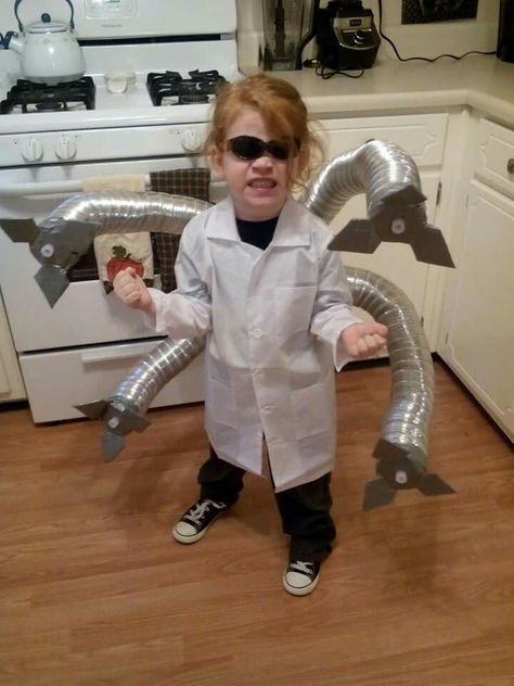 Homemade Doc Ock costume Halloween Cosplay DIY Doc Octopus Costume, Doc Ock Tentacles Diy, Doc Ock Costume Woman, Diy Doc Ock Costume, Dr Octopus Costume, Doctor Octopus Costume, Doc Ock Costume, Family Costumes For 3, Spiderman Halloween Costume