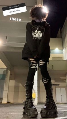 Edgy Grunge Outfits, Edgy Outfits Grunge, Fem Boy Outfits, Cute Emo Outfits, Punk Style Outfits, Edgy Grunge, Alt Clothes, Outfits Edgy, Scene Outfits