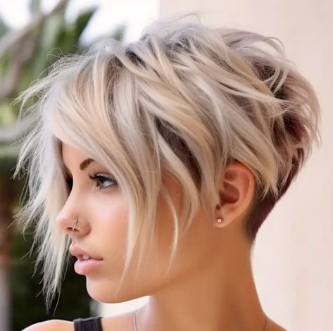 Pixie Hairstyles For Fine Hair Over 50, Lady Gaga Short Hair, Pixie With Extensions, P Nk Hairstyles, Short Platinum Blonde Hair Pixie, Longer Pixie Haircut Fine Hair, Long Messy Pixie Haircut, Retro Short Hairstyles, Short Hairstyle Women Blonde