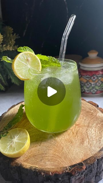 Mint Mojito Recipe, Mint Lemonade Recipe, Mint Drink, Mint Mojito, Mint Lemonade, Mojito Recipe, Mojito, Summer Drinks, Lemonade