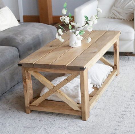 Coffee Table Woodworking Plans, Modern Farmhouse Coffee Table, Farmhouse Style Coffee Table, Coffee Table Unique, Best Coffee Table, Diy Farmhouse Coffee Table, Farmhouse Inspired Decor, Table Woodworking, Farmhouse Coffee Table