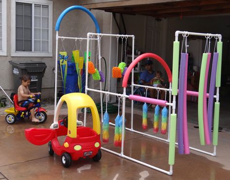 Kid's Car Wash- Easy to make, crazy fun outdoor play!  Lowe's Creative Ideas has the directions. Car Wash For Kids, Kid Car Wash, Diy Car Wash, Outdoor Water Games, Water Games For Kids, Pvc Projects, Kids Outdoor Play, Kids Car, Play Yard