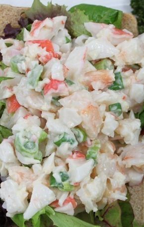 Crab & Shrimp Salad --> I can't eat it but I'm sure my fiance will love it Cajun Seafood Pasta Salad, Cajun Seafood Pasta, Seafood Pasta Salad, Salad With Peas, Crab Sticks, Salad Photo, Crab And Shrimp, Crab Salad Recipe, Salad Kale