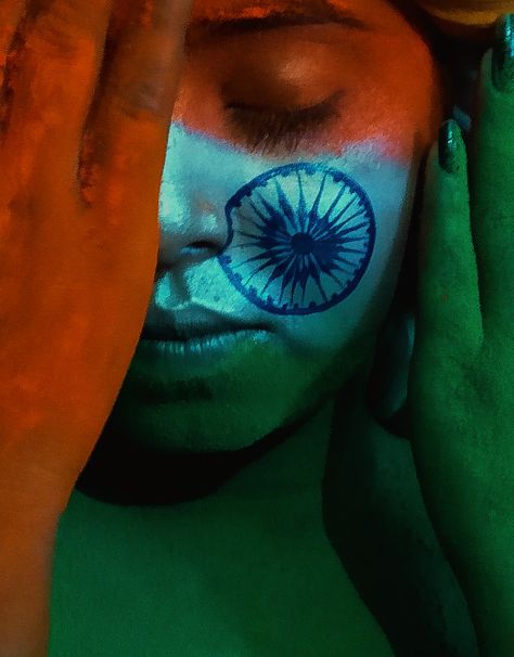 Independence Makeup Look, Republic Day Makeup Look, Independence Day Makeup, Day Eye Makeup, Makeup Themes, Independence Day Special, Day Makeup Looks, Special Makeup, Flag Face