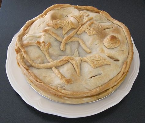 Onion Pie Recipe, A Colonial Williamsburg Favorite Williamsburg Recipes, Colonial Food, Onion Pie Recipe, Colonial Recipes, Regency Food, Medieval Cooking, Colonial Recipe, Medieval Feast, Historical Food