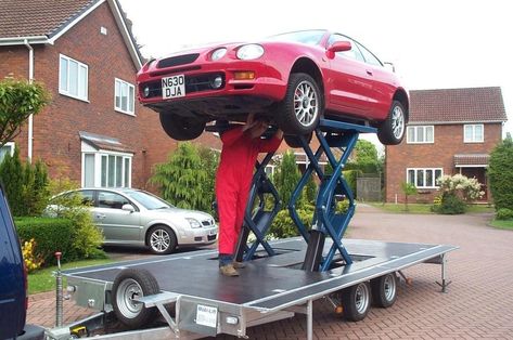 Mobile Car Lift, Garage Car Lift, Trailer Ramps, Garage Furniture, Mobile Mechanic, Towing Vehicle, Atv Trailers, Trailer Plans, Mechanic Garage