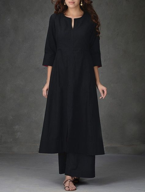 Buy Black A Line Khadi Cotton Kurta with Tagai Work Women Kurtas Online at Jaypore.com Salwar Models, Khadi Dresses, Textile Craft, Indian Tops, Dresses Pattern, Long Kurti Designs, Salwar Kamiz, Cotton Kurti Designs, Diet Challenge