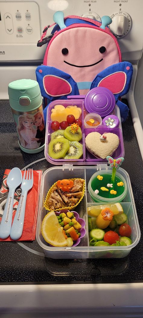 Baby Lunch Box Ideas, Kid Lunch Ideas, Kids Lunch Ideas For School, Lunch Box Ideas For Kids, Lunch For Kids, Fun Kid Lunch, Kids Lunch Ideas, Kids Lunch Box Meals, Kindergarten Lunch