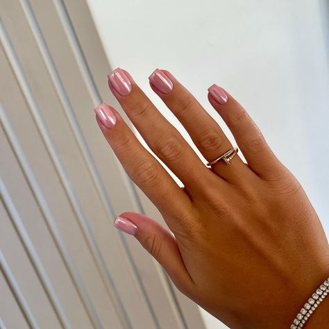 Square Chrome Pink Nails, Rose Pink Chrome Nails, Square Chrome Acrylic Nails, Cute Nails For Fall French Tip, Gel X Chrome Nails, Pink Nails With Silver Chrome, Pink Chrome Gel Nails, Light Pink Chrome Nails Square, Pink Glazed Nails