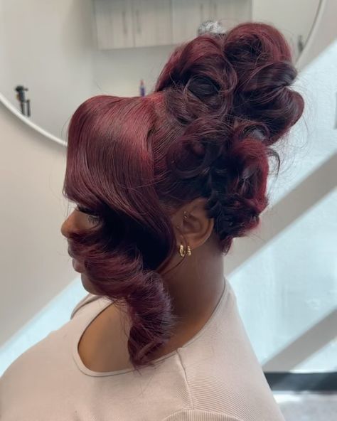 HOUSTON HAIRSTYLIST | FRONTAL QW UPDO ✨🫰🏽 this really just did it for me ! The color eatsssss 😍 yall been asking me to do the updos with a frontal so here it is… | Instagram Frontal Updo Hairstyles Color, Burgundy Wig Updo, Red Updo Wig, Updo With Rhinestone Pins, Wig Updo, Elaborate Updo, Texas Hair, Updo Hairstyles, Hair Skin